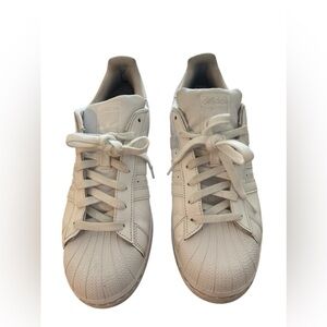 Adidas Superstar White Athletic Casual Shoes Sneakers • Size:  10 1/2 •  Used